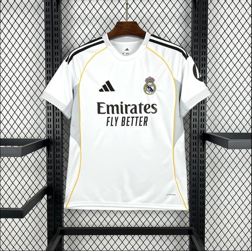 Manto Real Madrid 25/26